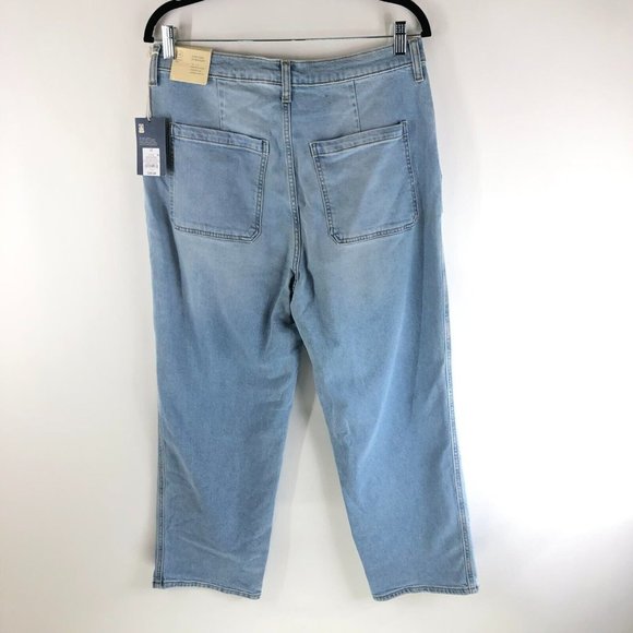 Universal Thread Womens Jeans Vintage Straight Button Fly Light Wash 12/31 - Picture 2 of 6